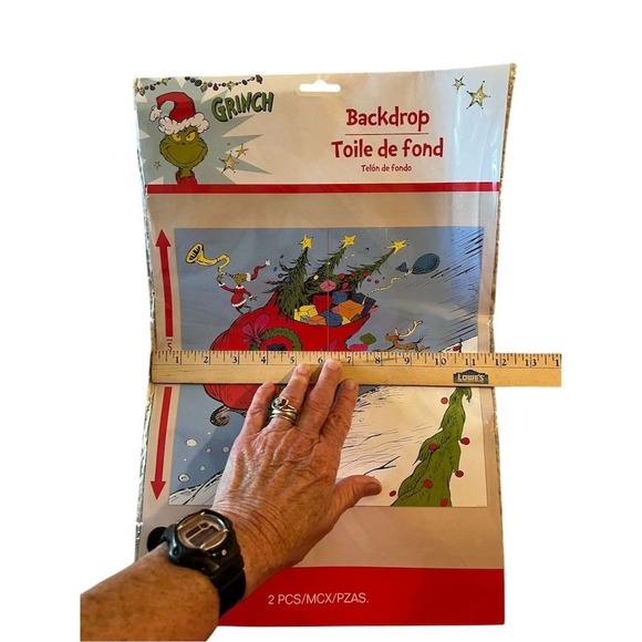 Dr. Seuss Grinch Christmas Scene Setter Kit 2pc 32.5x65" Backdrop bulletin board - Picture 7 of 7